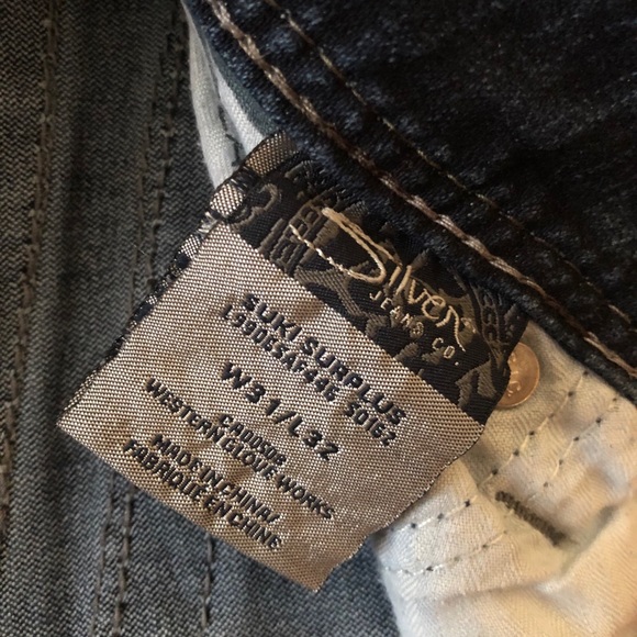 Silver Jeans - Picture 2 of 5